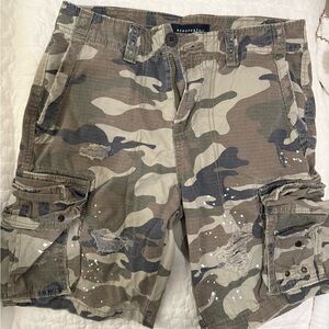 Aeropostale Men's Green Camo Cargo Shorts